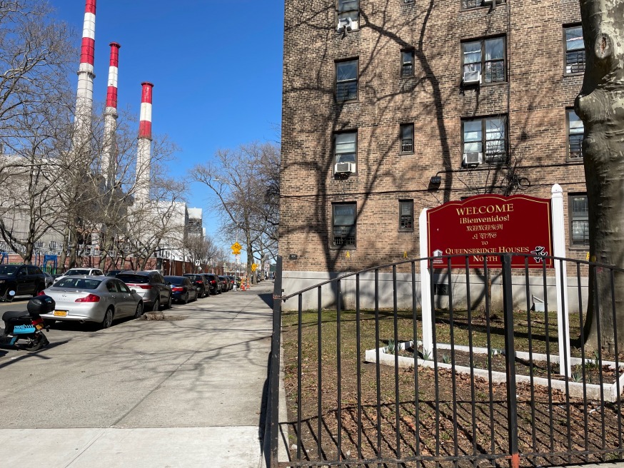 33-Year-Old Man Fatally Shot Near Queensbridge Houses Early Monday 