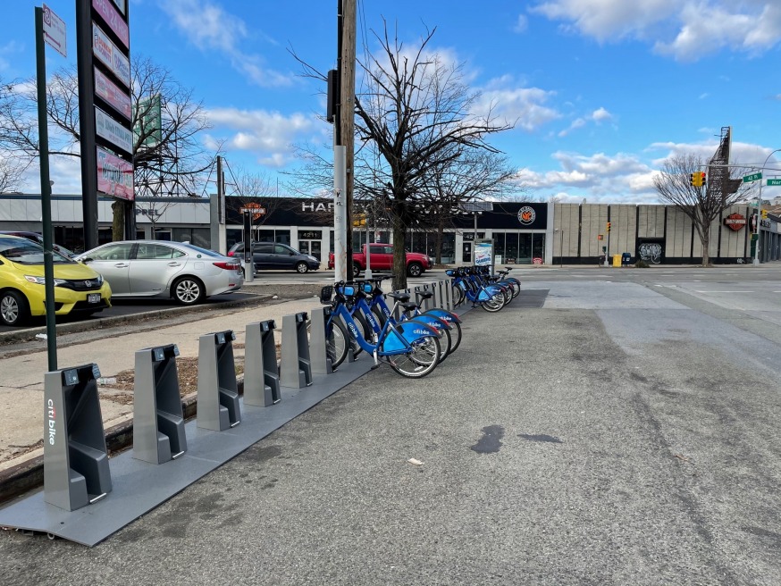 City bike cheap station near me